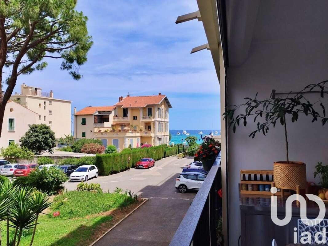 Photo 2 - Appartement à ROQUEBRUNE-CAP-MARTIN