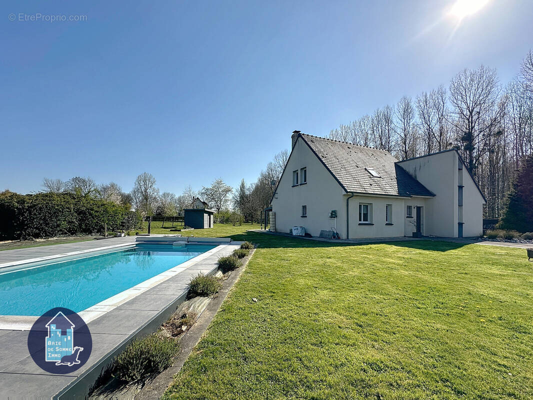 Maison à FEUQUIERES-EN-VIMEU