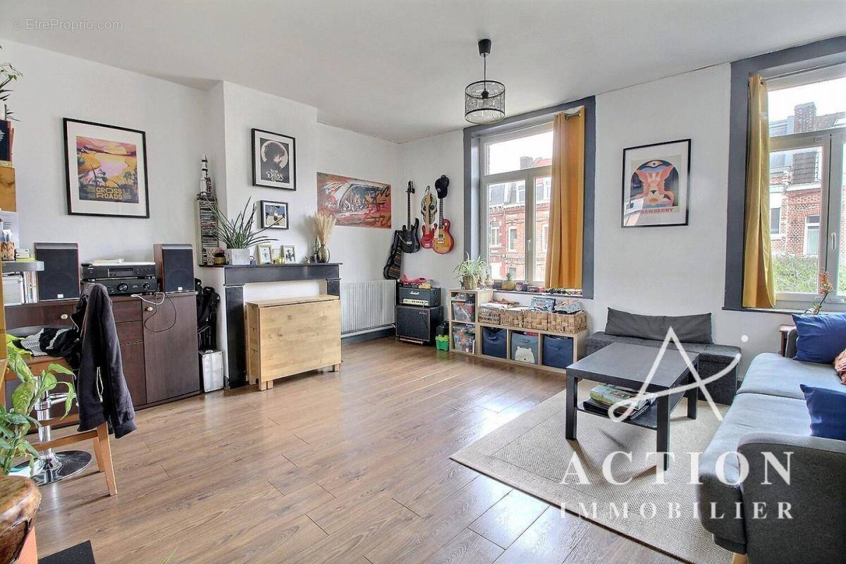 Appartement à MONS-EN-BAROEUL