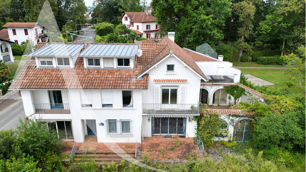 Maison à CAMBO-LES-BAINS