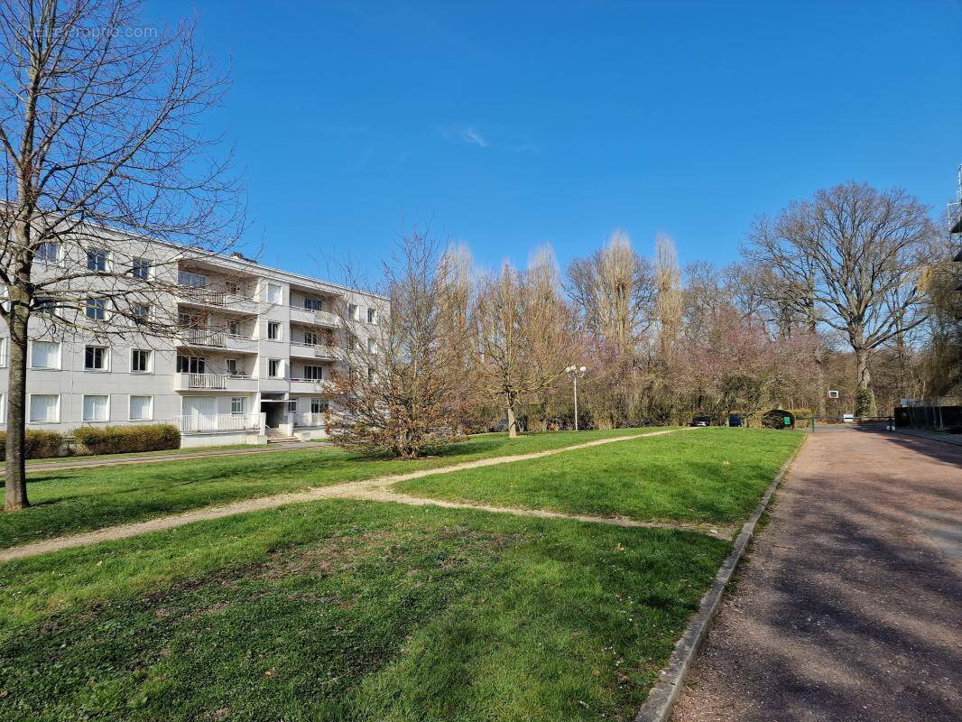 Appartement à VAUCRESSON