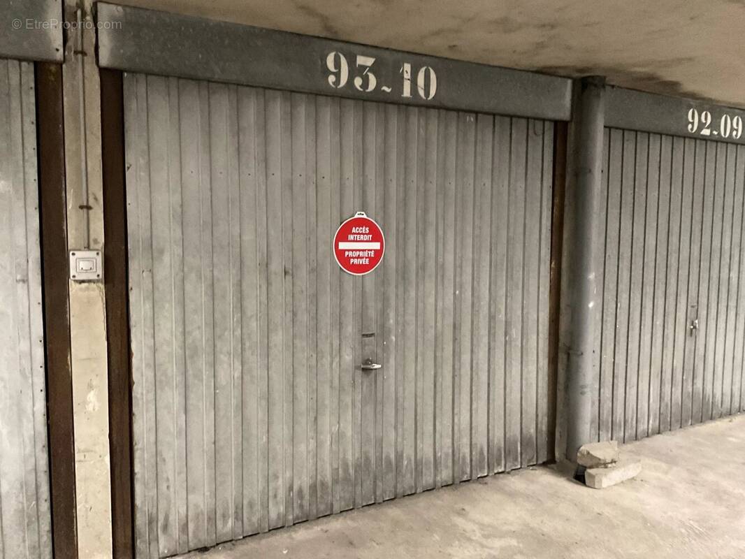 Parking à MELUN