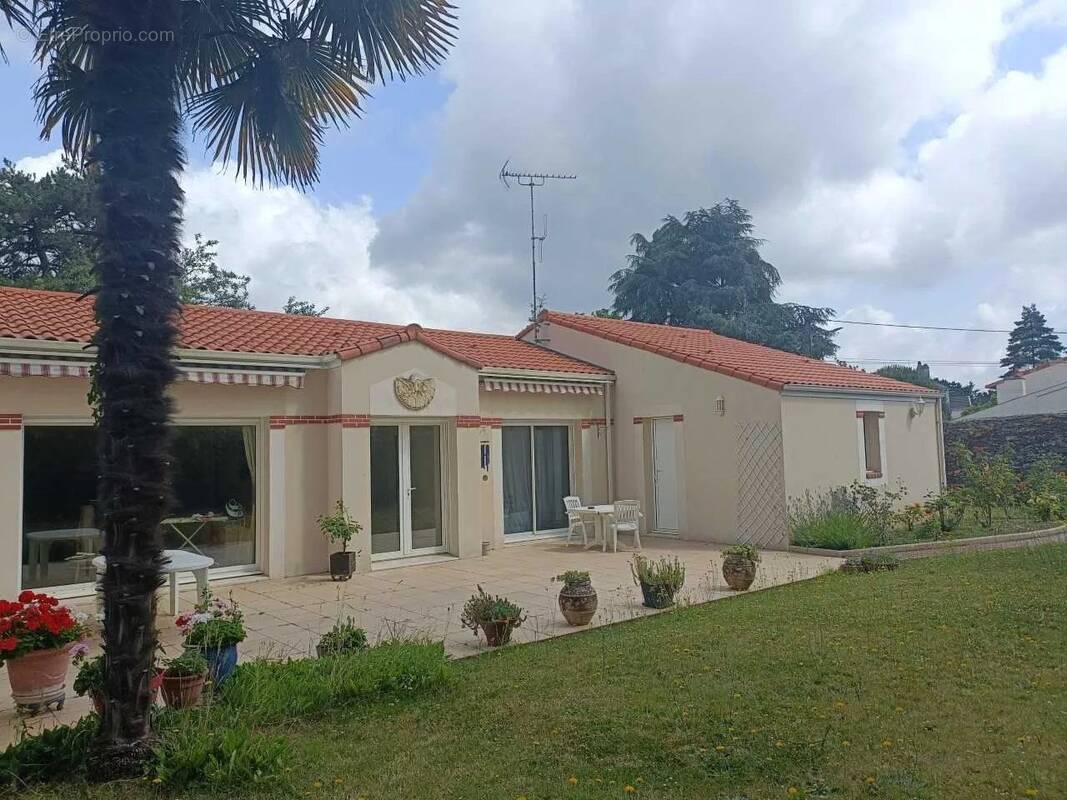 Maison à SAINT-SEBASTIEN-SUR-LOIRE