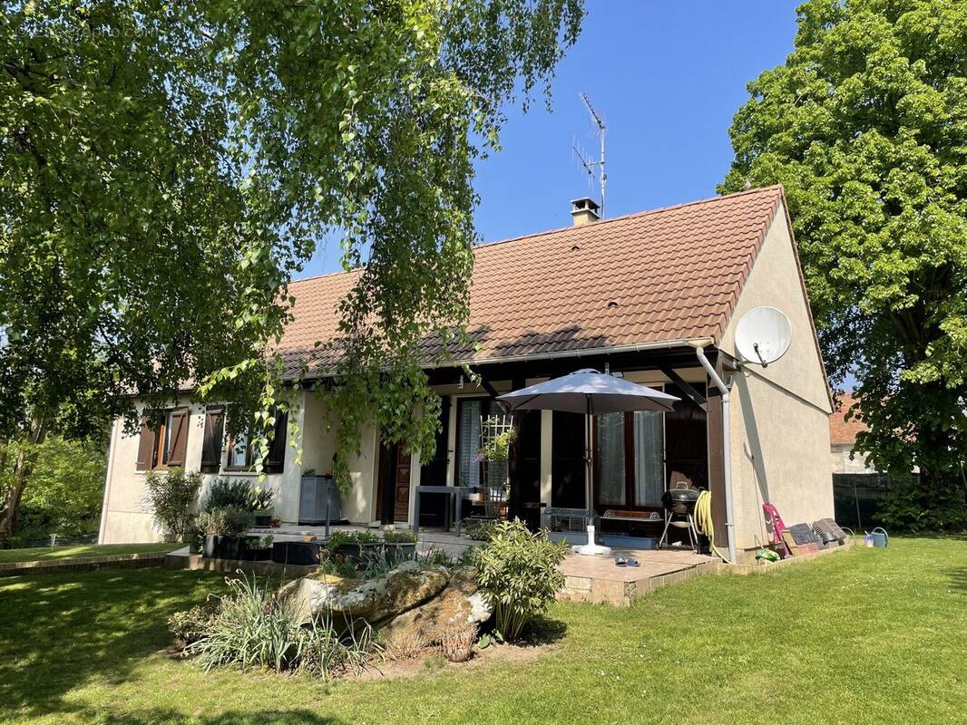 Maison à FYE