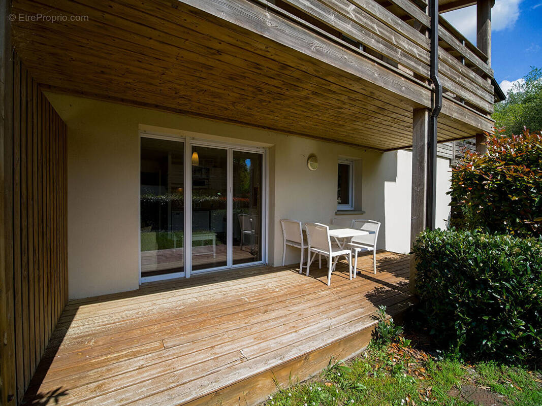 Appartement à PARENTIS-EN-BORN