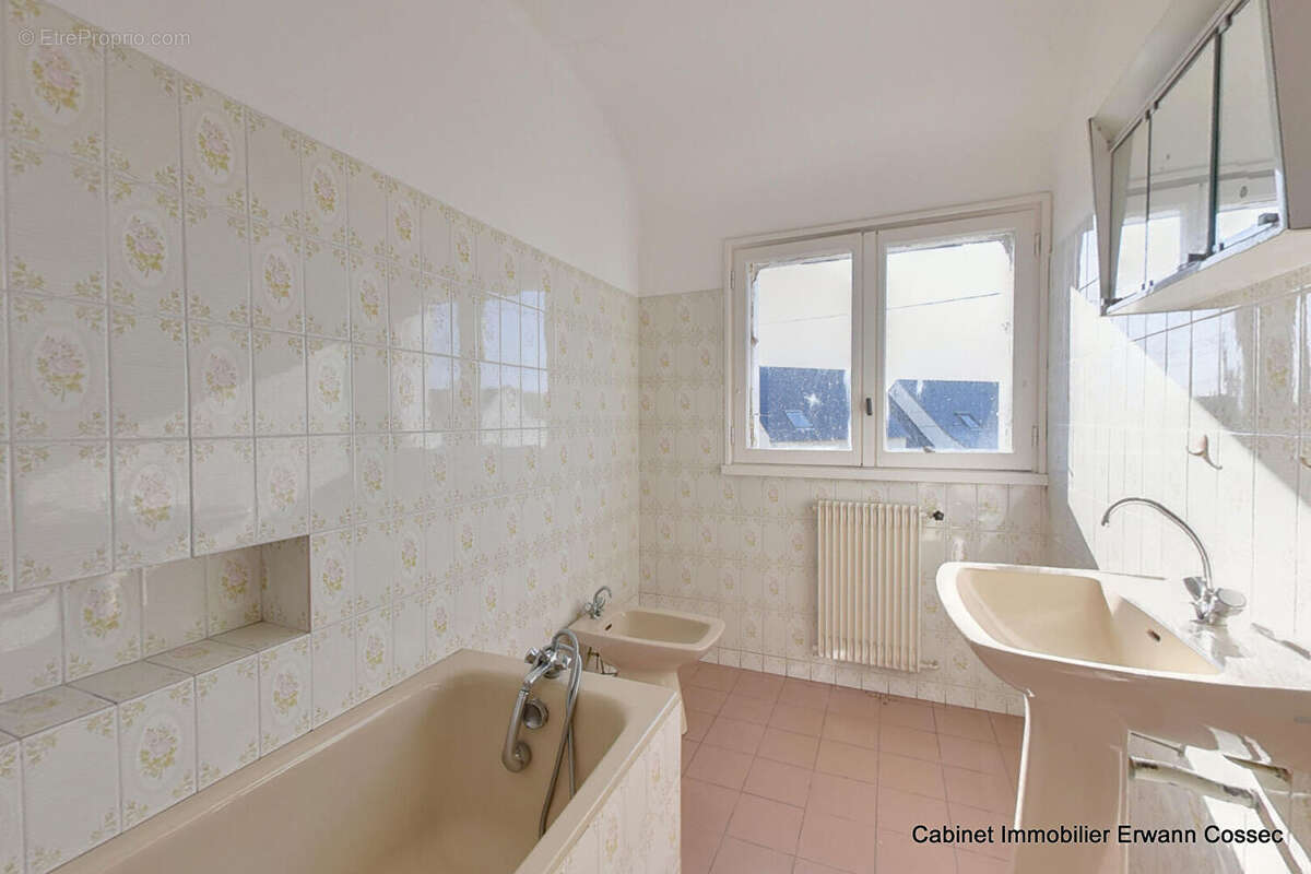 Maison à GUILVINEC