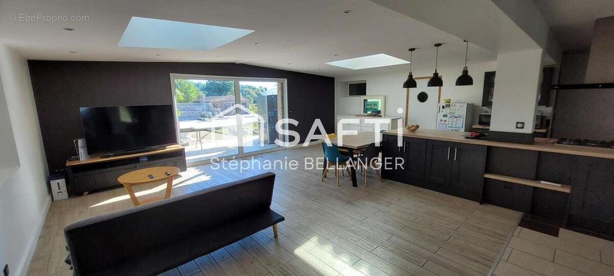 Photo 2 - Maison à LA SUZE-SUR-SARTHE