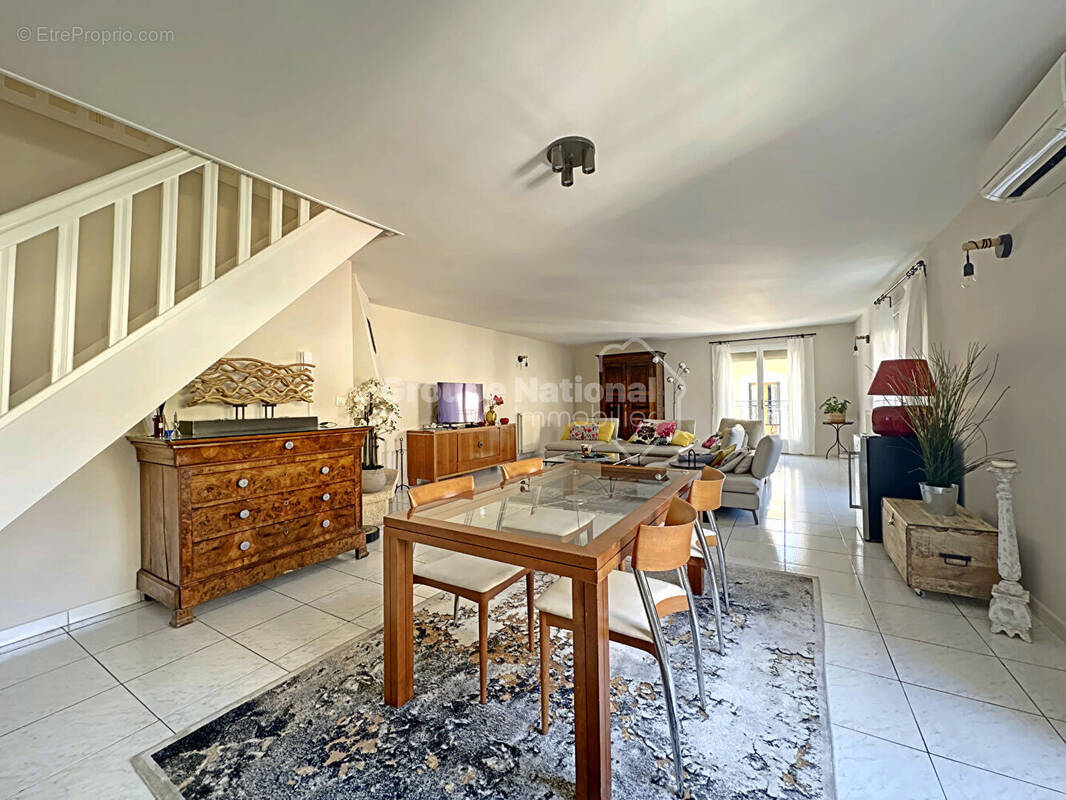 Maison à LUNEL