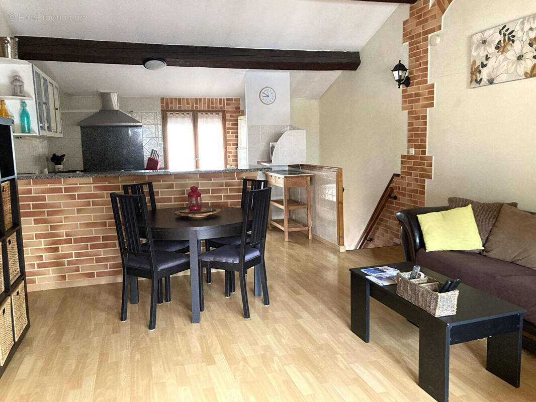 Maison à SAINT-CYPRIEN