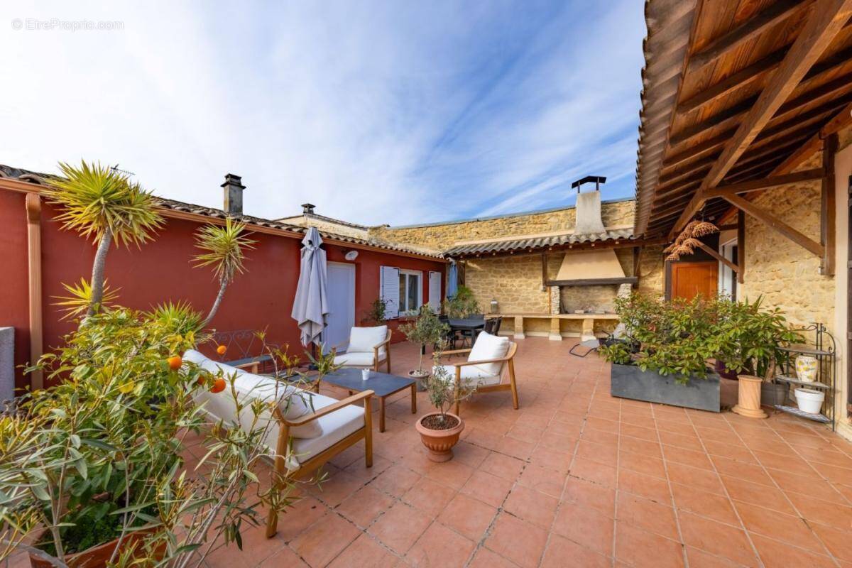 Appartement à AIGUES-VIVES
