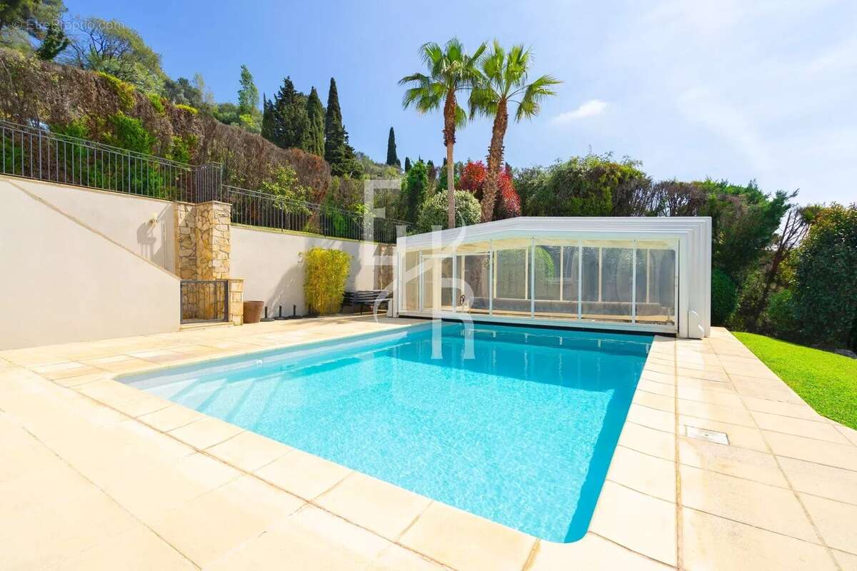 Maison à MOUGINS