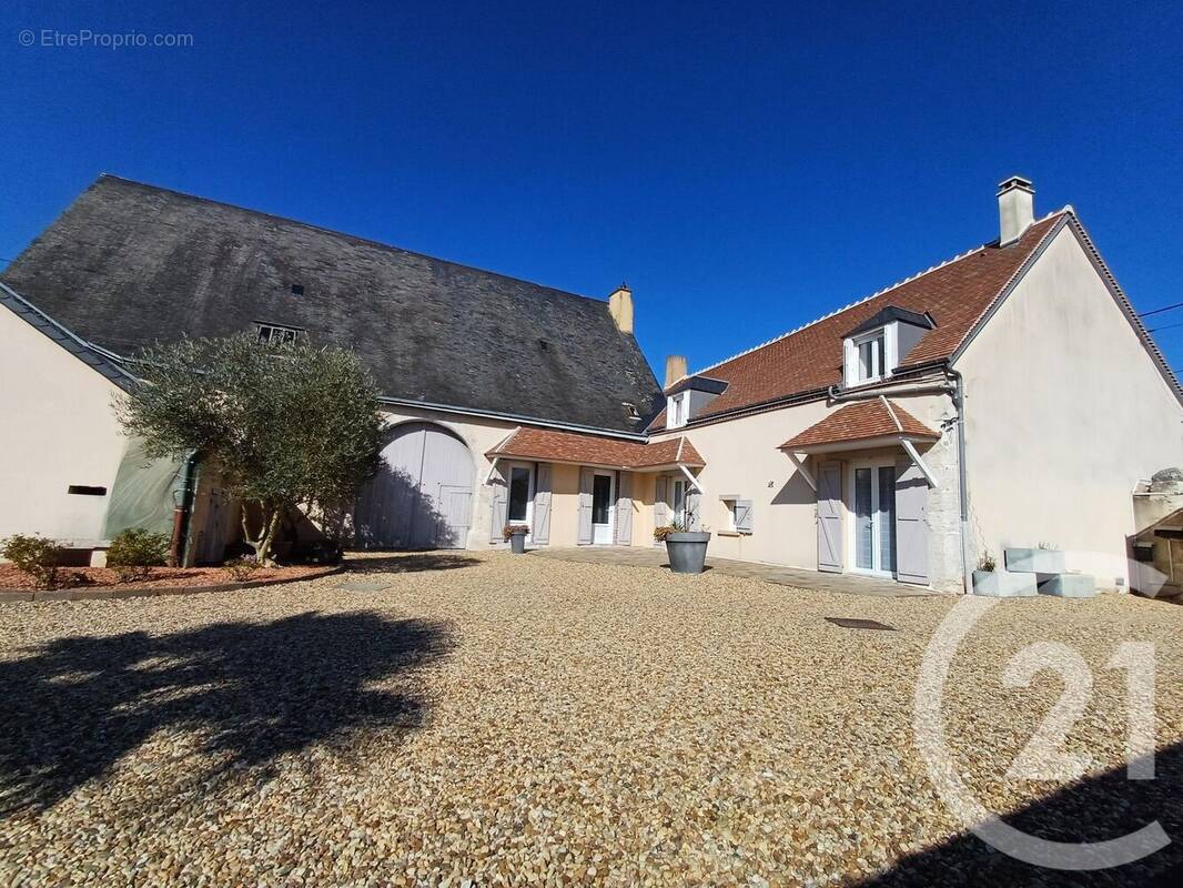 Maison à CHATEAUDUN