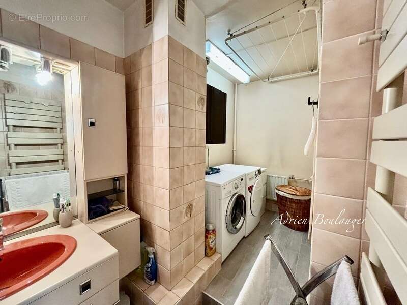 Appartement à COMBS-LA-VILLE