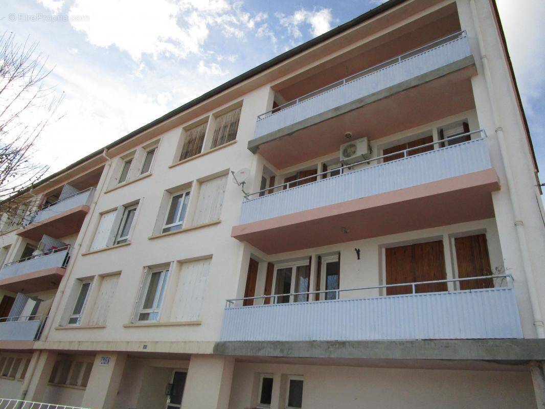 Appartement à CHATEAU-ARNOUX-SAINT-AUBAN