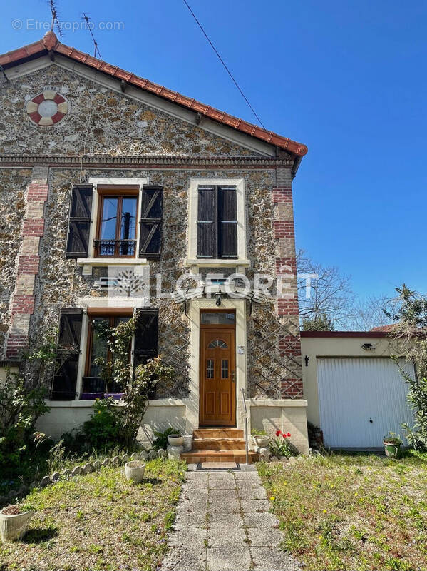 Maison à SUCY-EN-BRIE