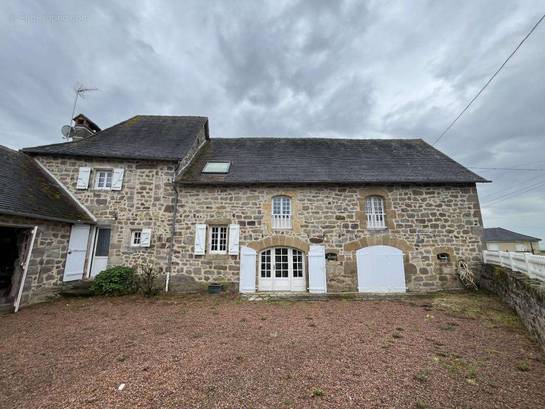 Maison à CUREMONTE