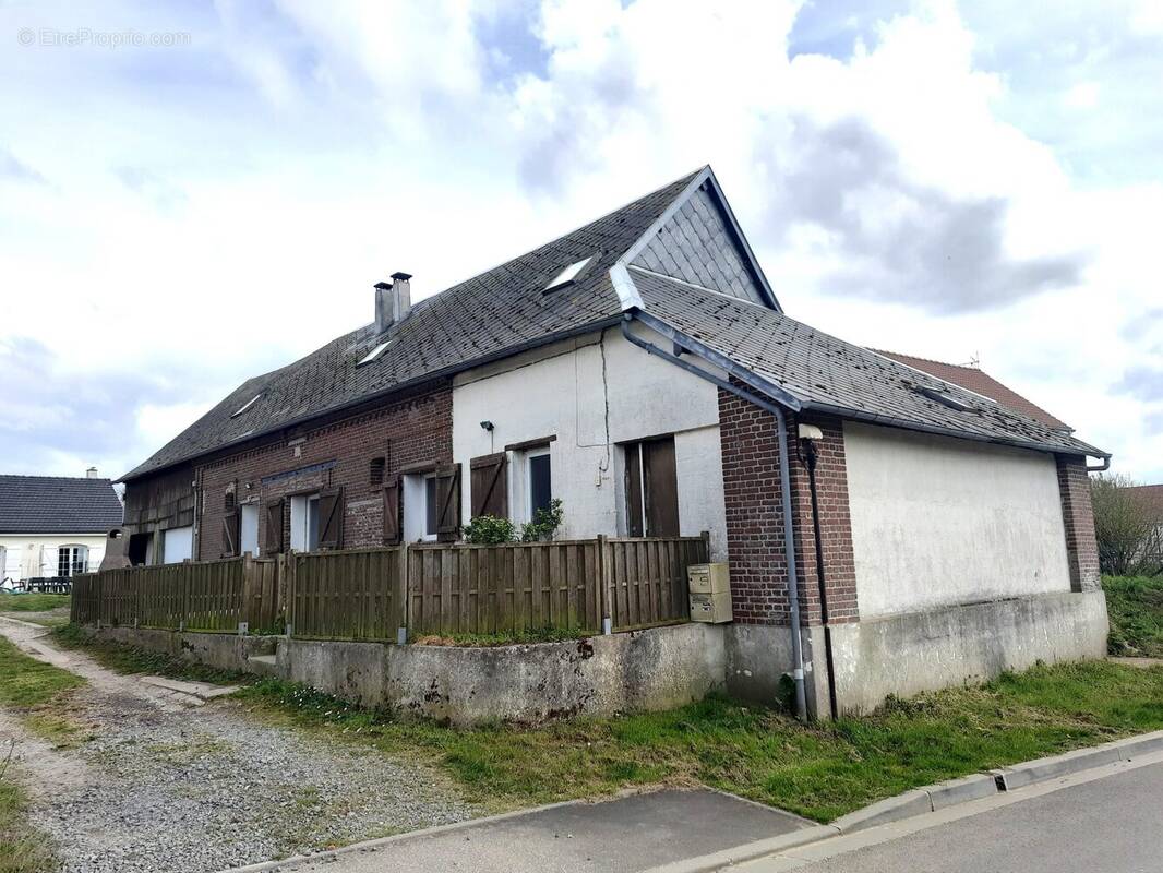 Maison à SAINT-LAURENT-EN-CAUX