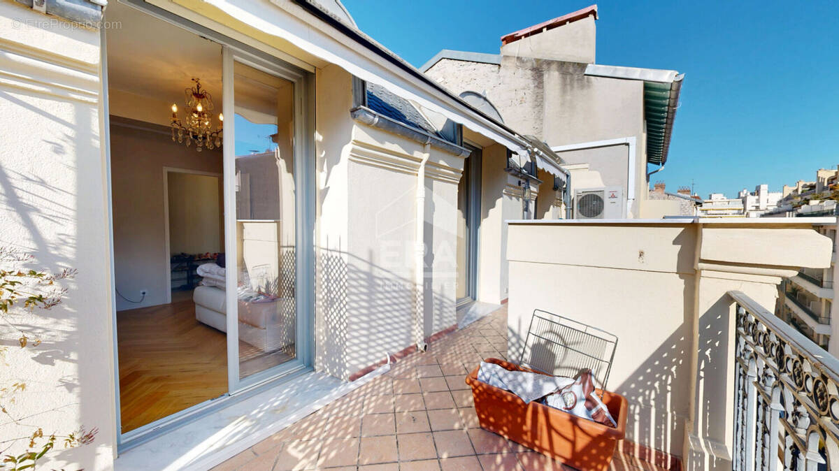 Appartement à NICE