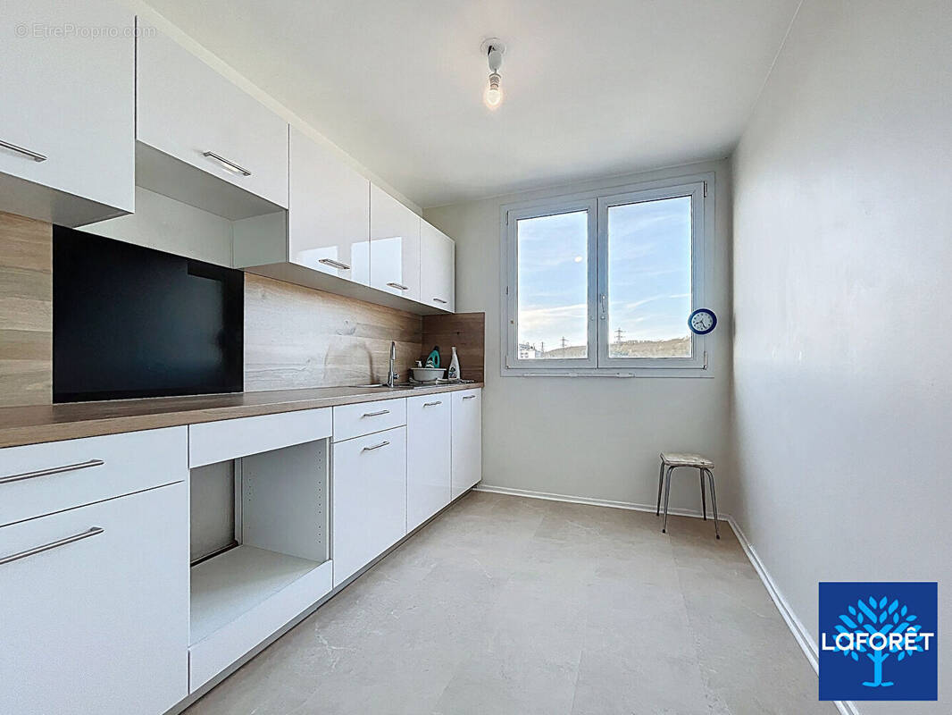 Appartement à NEUILLY-PLAISANCE