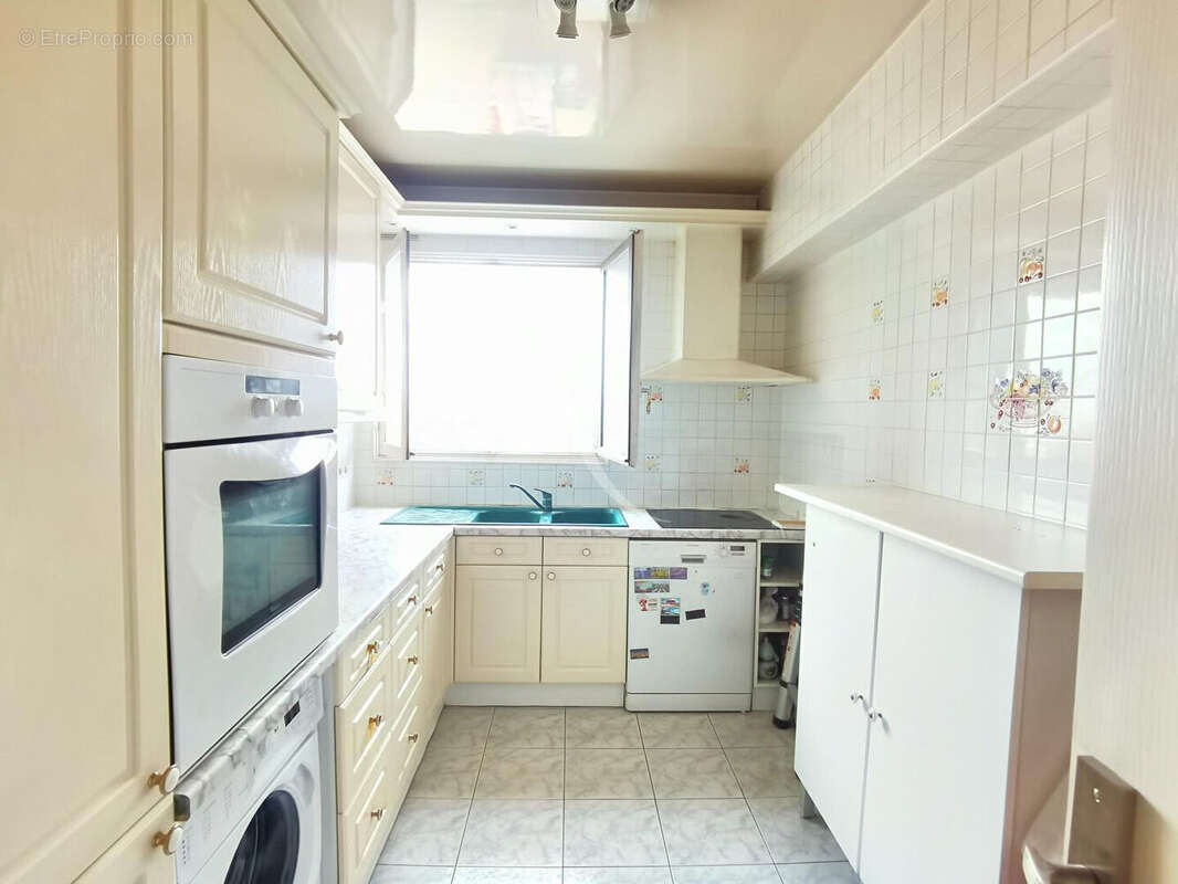Appartement à LE BOURGET