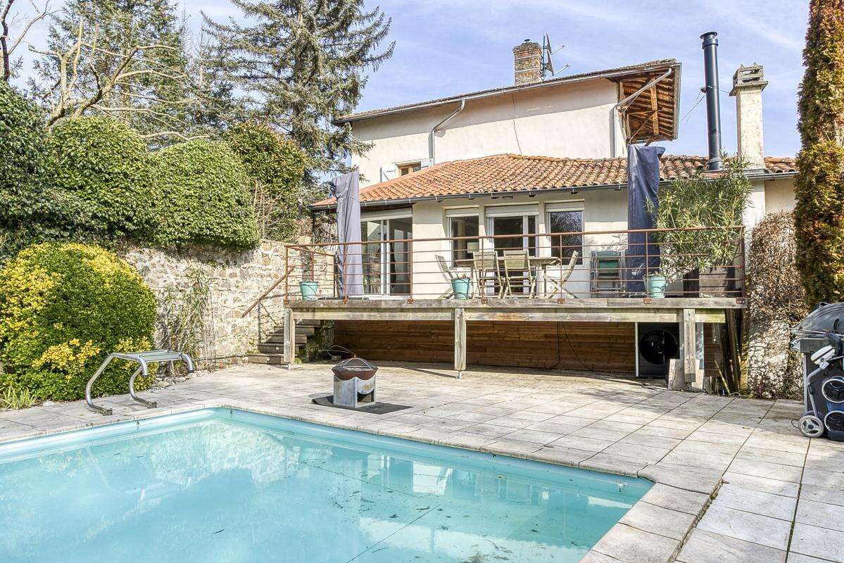 Maison à LE PERREON