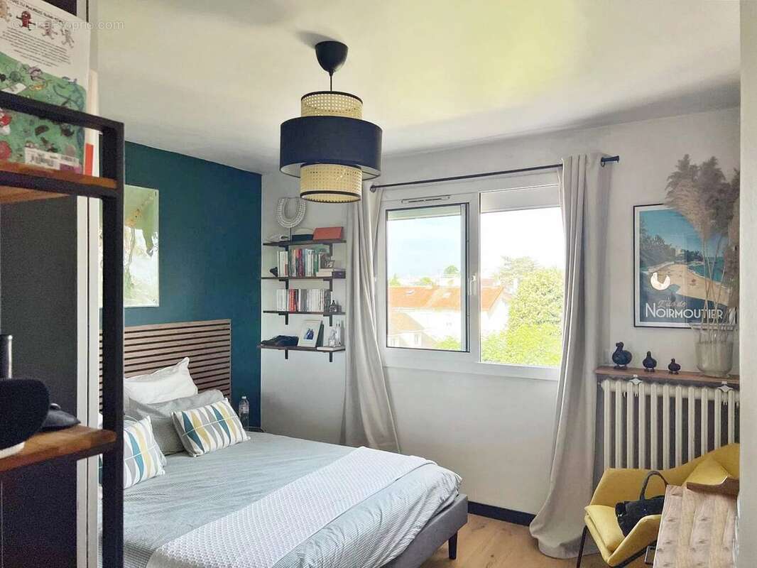 Appartement à SAINT-MAUR-DES-FOSSES