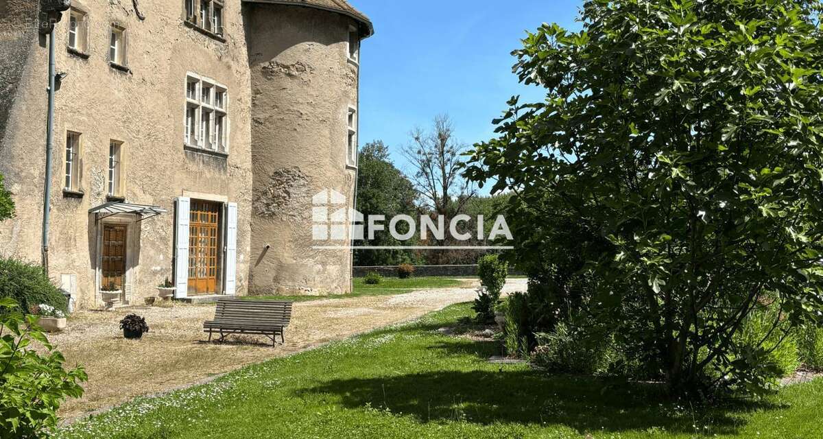 Appartement à FROGES