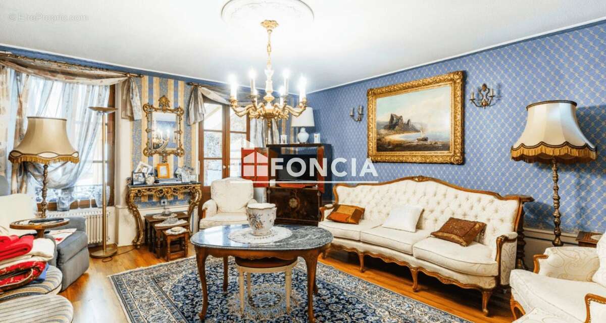 Maison à LONGUYON