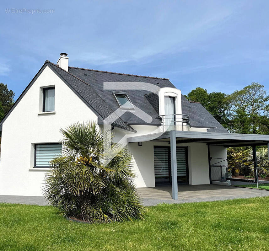 Maison à PLUVIGNER