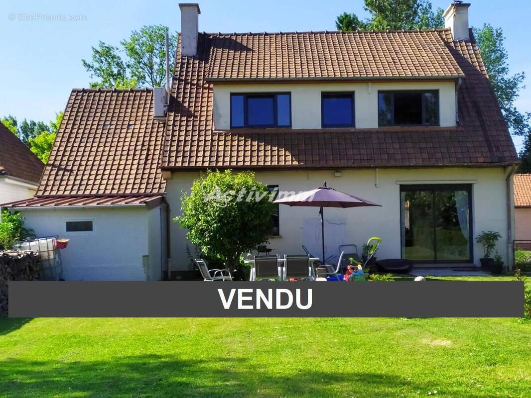 4256 (2) - Maison à HESDIN