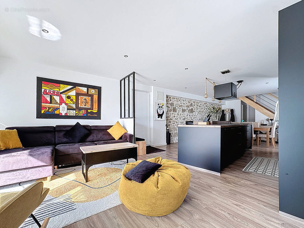 Appartement à DIVONNE-LES-BAINS