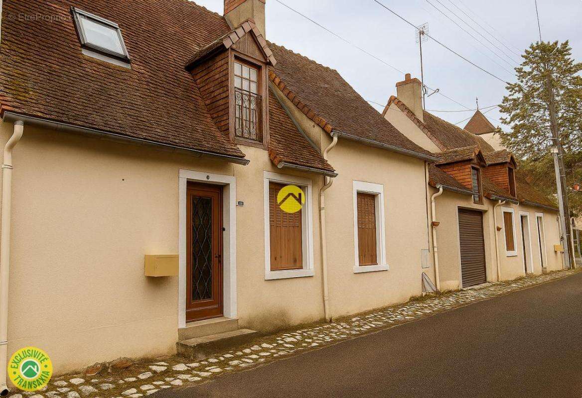 Maison à RUFFEC