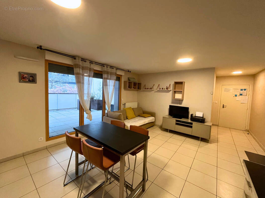 Appartement à LYON-8E