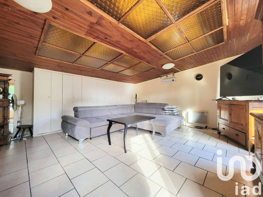 Photo 1 - Maison à VILLENEUVE-LE-ROI