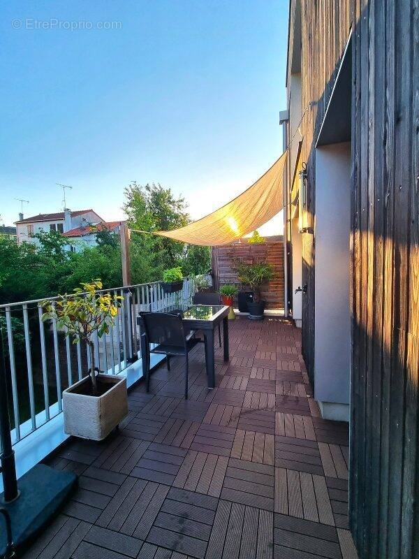 Appartement à FONTENAY-SOUS-BOIS