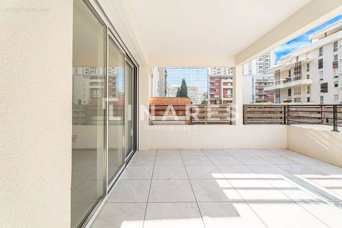 Appartement à MARSEILLE-8E