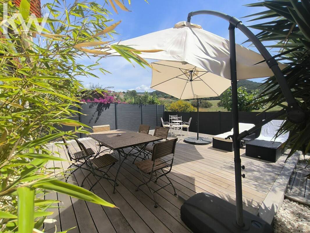 Appartement à CARQUEIRANNE