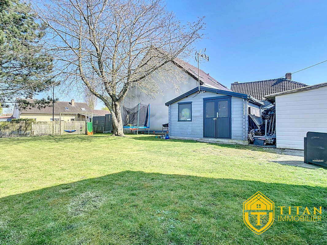   En exclusivité : Maison individuelle semi plain pied, 3 chambres, jardin, garage Audruicq -titan-immobilier - Maison à AUDRUICQ