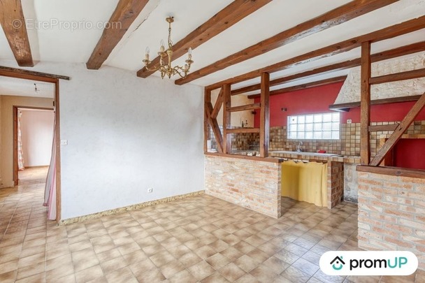 Maison à TROISSY