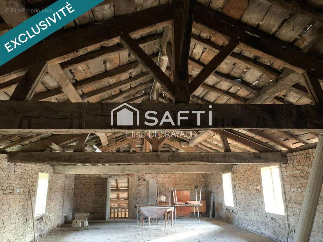 Photo 3 - Maison à BAGE-LE-CHATEL