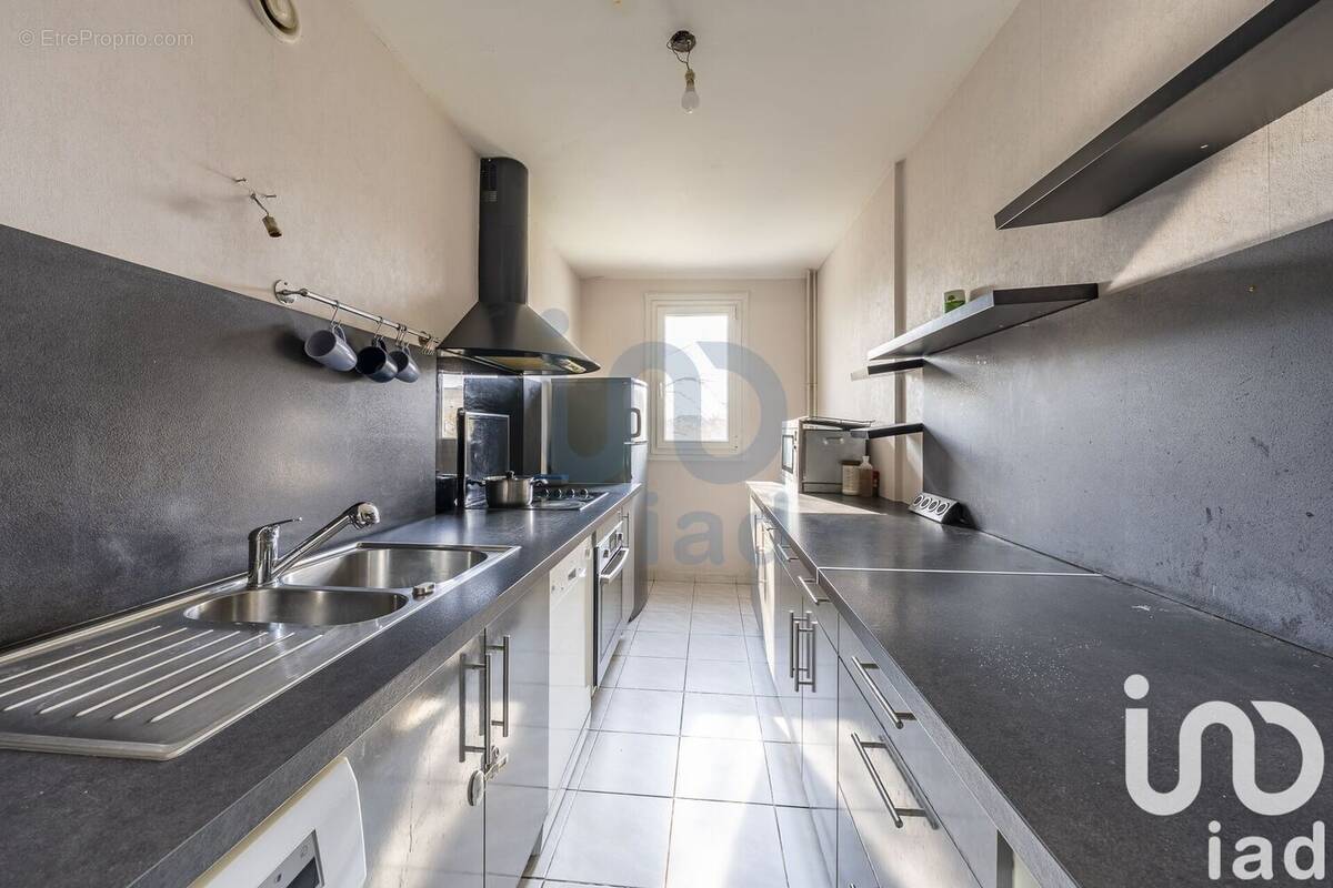 Photo 1 - Appartement à SAVIGNY-LE-TEMPLE