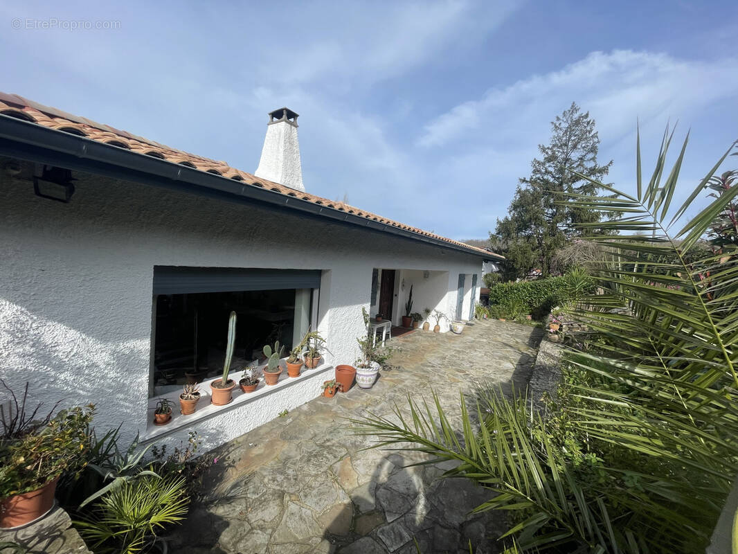 Maison à CIBOURE