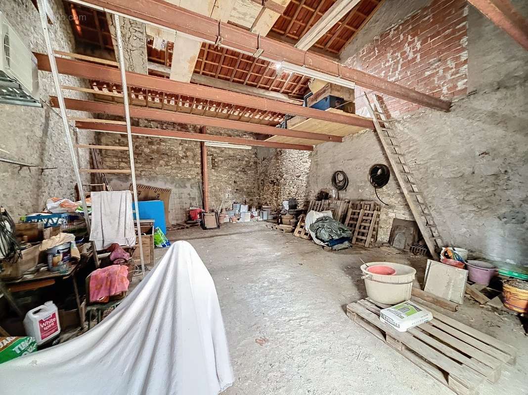 Maison à QUARANTE