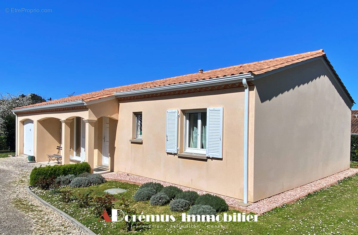 Maison à QUINSAC