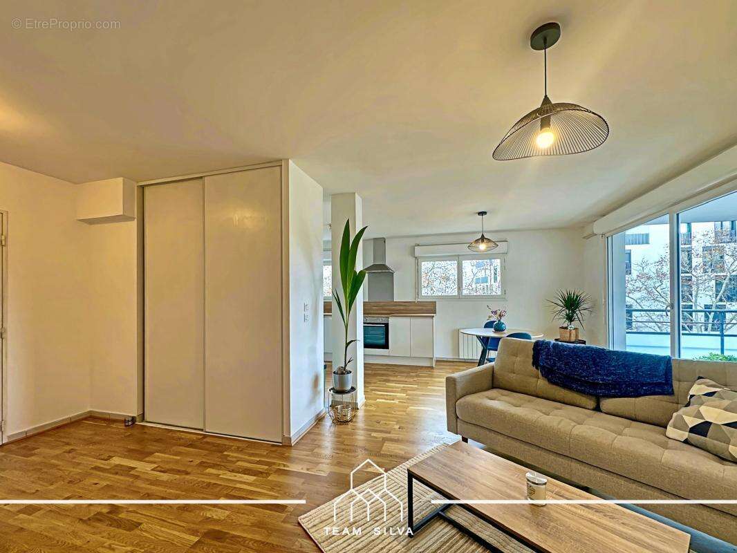 Appartement à LYON-8E