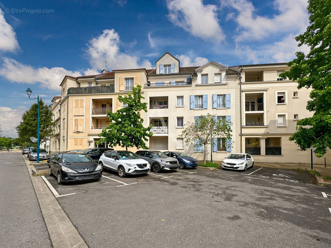 Appartement à VAUREAL