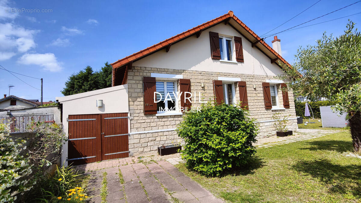 Maison à CONFLANS-SAINTE-HONORINE