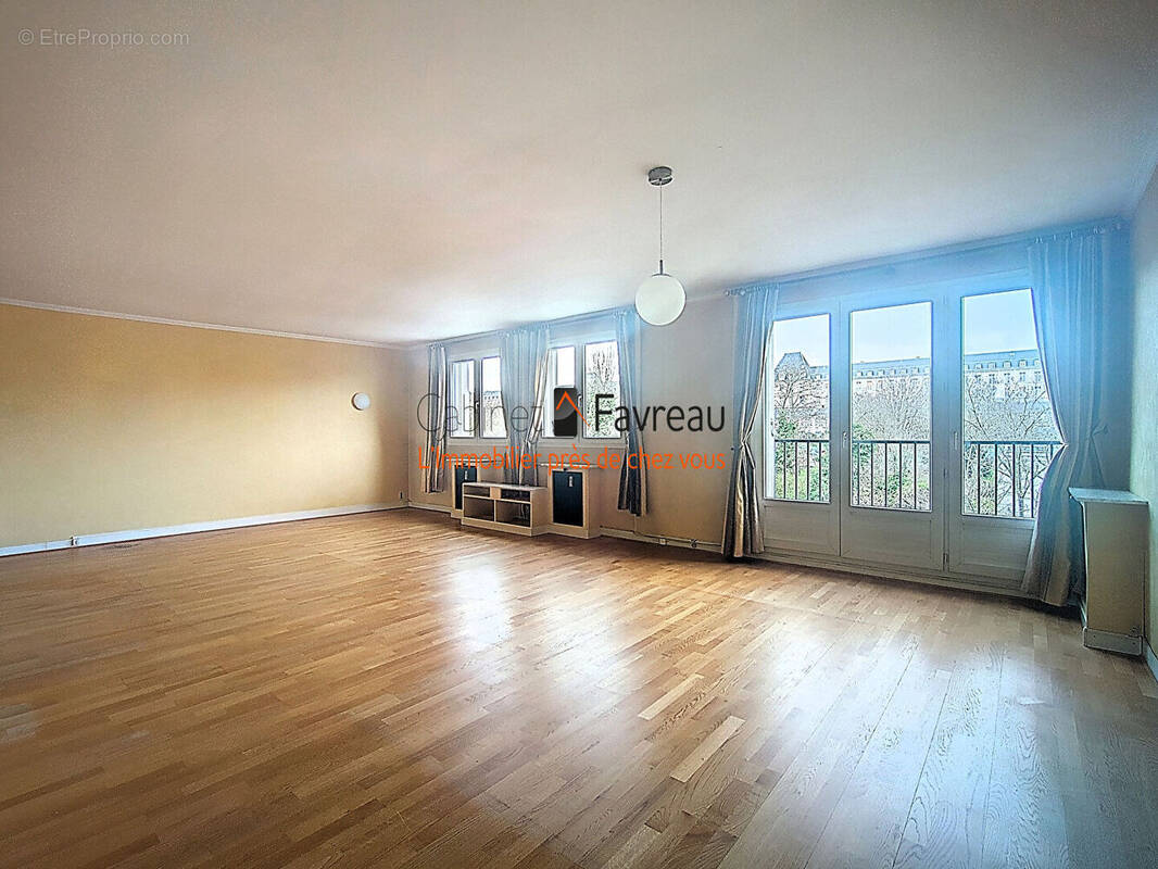 Appartement à LE KREMLIN-BICETRE