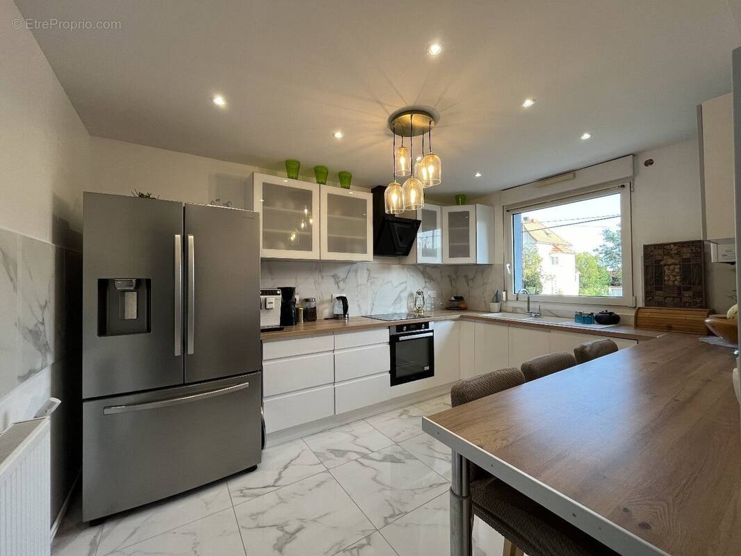 Appartement à SCY-CHAZELLES