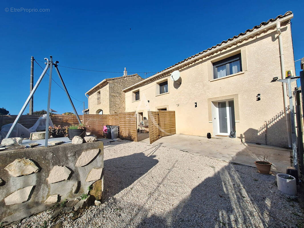 Maison à SERNHAC